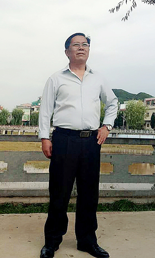 蒋宏胜个人照片.jpg