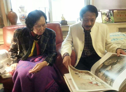 谢新辞老师和徐悲鸿夫人廖静文老人.jpg