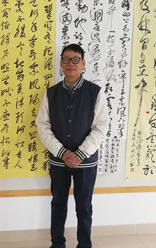 颜才现个人照片.jpg