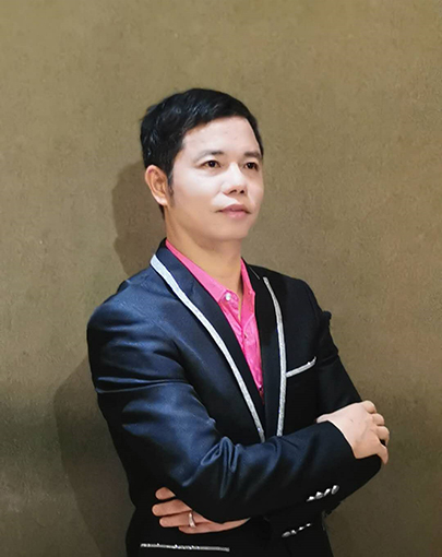 黄玉灵艺术照片.jpg