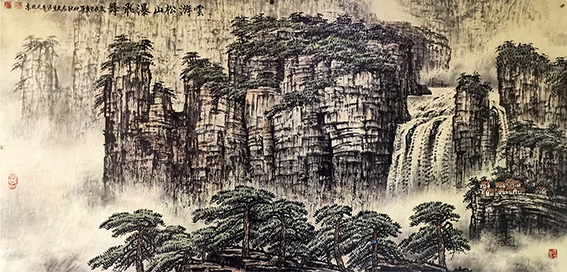 左光生作品《云游松山瀑飞舞》规格：180㎝x97㎝.jpg