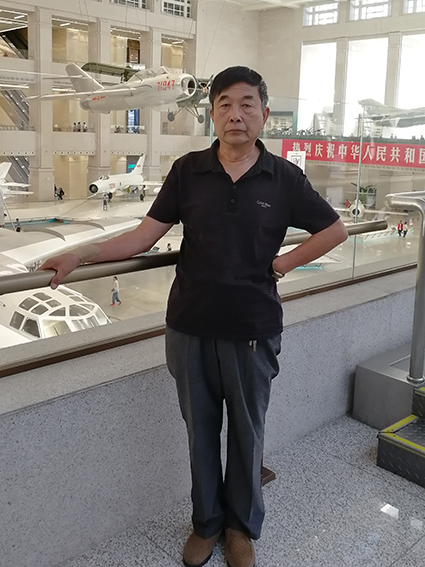 张中民照片.jpg