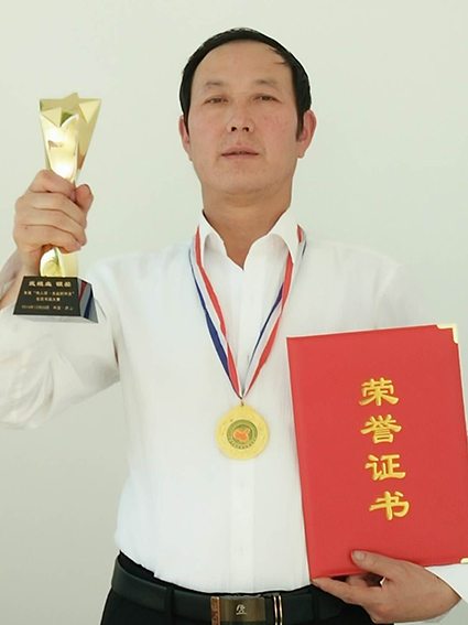 武继业个人照片.jpg