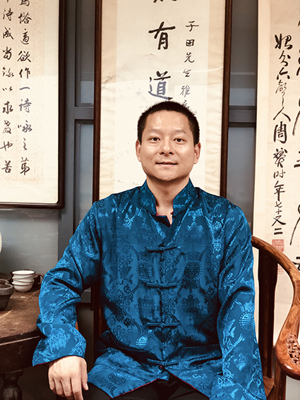 杨嘏彬照片.jpg