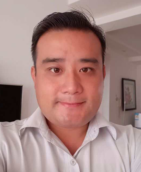 周会杰个人照片.jpg
