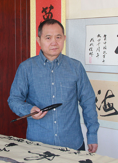 周佳林个人照片.png