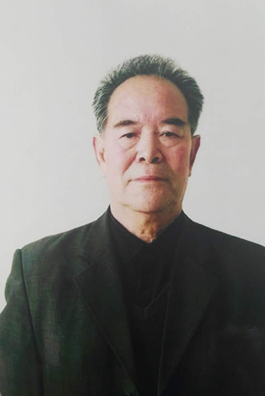 吕程远个人照片.jpg