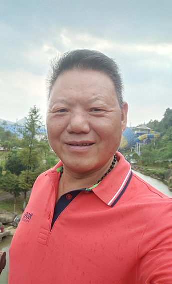 陈建新个人照.jpg