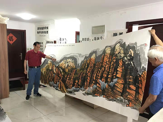 陈瑞琪先生（左）和恩师曲阜孔子后裔孔昭金（右） (2).jpg