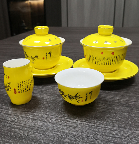 张向宏微雕作品2.jpg