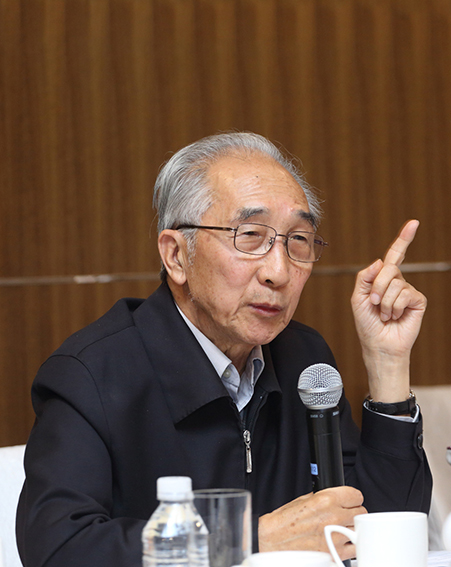 靳尚谊
