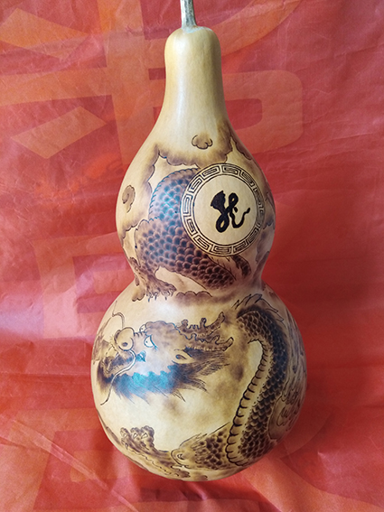 周强一葫芦烙画《龙》