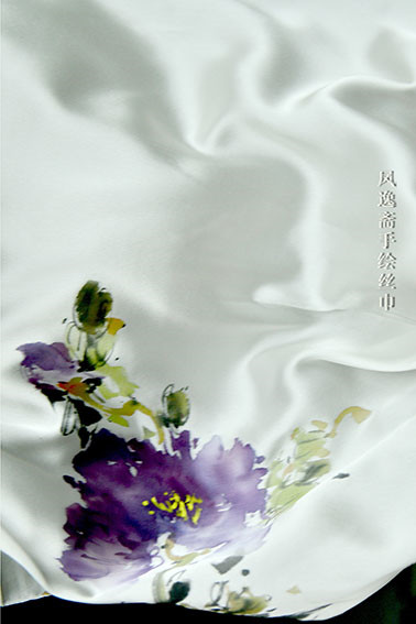 谷凤羽作品《艺术衍生品手绘丝巾》