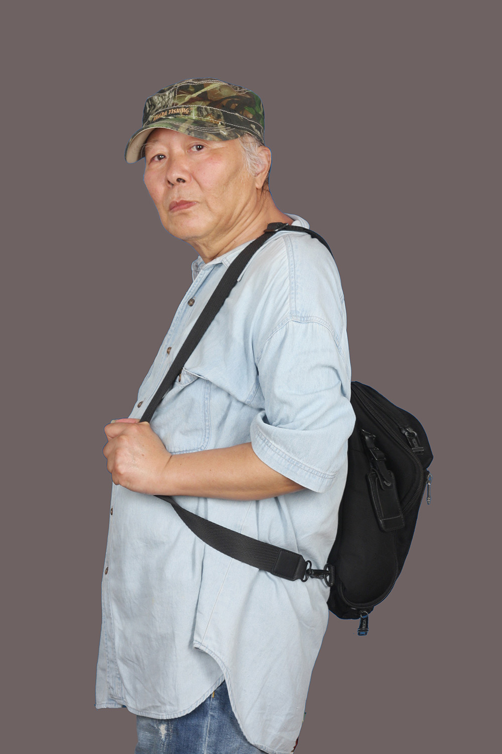 章志华