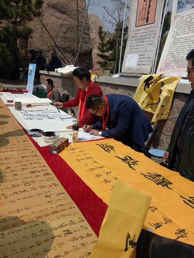 在威海院夼开洋节参加海峡两岸文化交流.jpg
