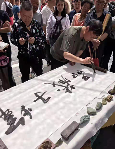 社会活动1.jpg