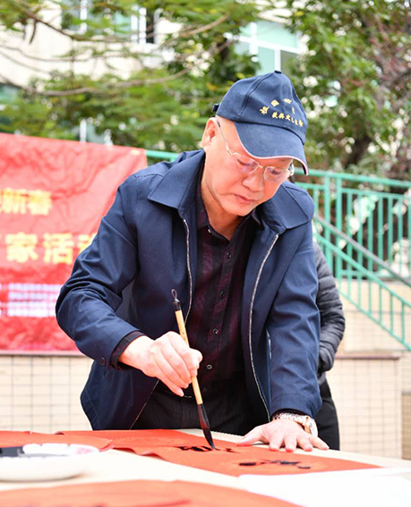 春节对联下社区活动.jpg