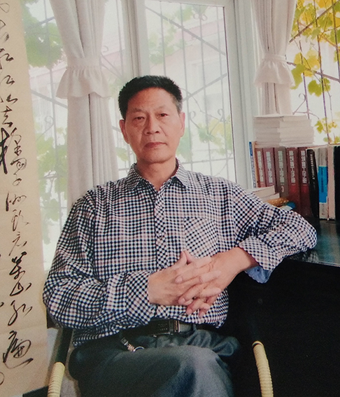 毕纯义个人照.jpg