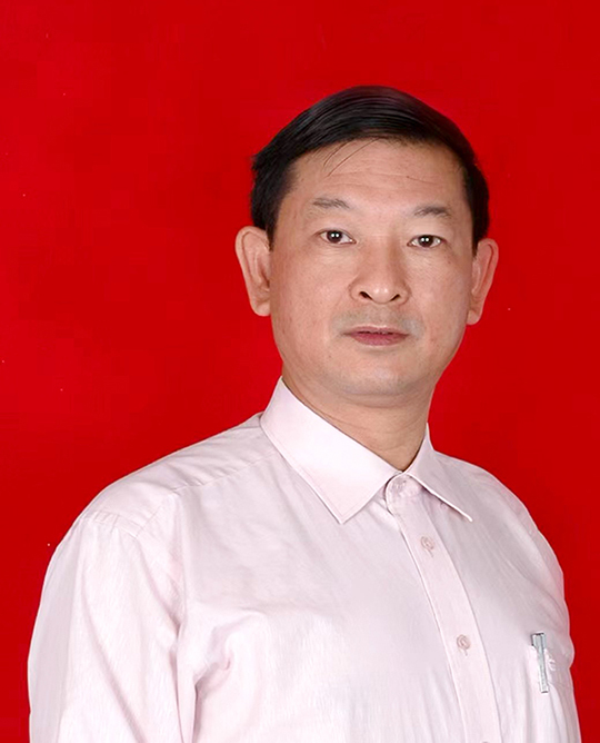陈海平个人照.jpg