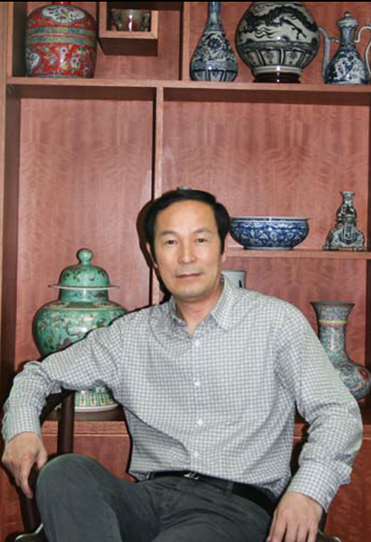 汪铭录个人照.png
