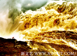 慈向群油画《日月黄河》
