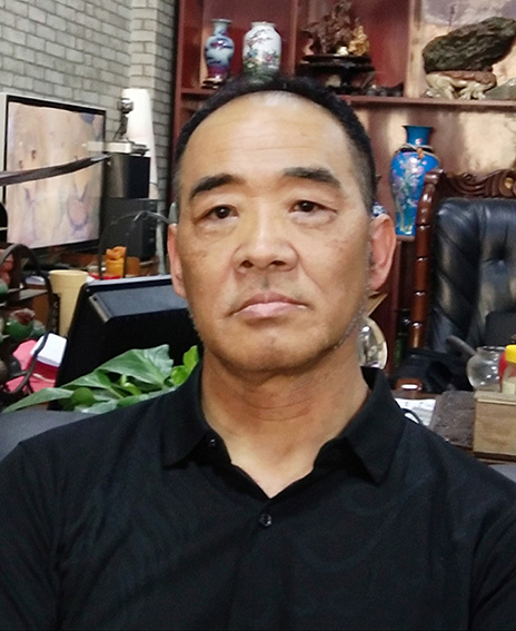 王振高照片